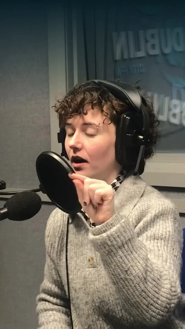 We have a new date night for you… 

Catch up on last Saturdays #queeriosity where @padraig_wmc returned to studio. 

They chat about the Hyrox Relay, a surprise gift - “Read with Pride” and of course, Minor Gay Grievances : the promo drought for #Wicked Part 2 and #Astrology. 

Plus, @emily_bradley_comedy had a chat in studio with actor and theatre maker Anthony Kinahan. 

Listen back on @spotify and @mixcloud 🎧

#tiktok #datenight