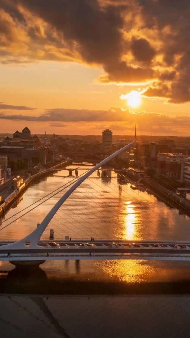 This week on #GoodMorningDublin ‘s Digital Download, Joanne Sweeney from the Digital Training Institute joins Michael O’Kane to ask the question “Are you comfortable with your GP using AI?”
After polling her followers on her Instagram, 25% of followers said they wouldn’t be comfortable if their doctor used AI tools in their care. 
Joanne explores why, what’s driving the concern and how AI is already shaping the future of healthcare.

if you’re a pet lover or you know a local café or hotel that is, this is one for you! Petmania has just launched a gorgeous festive campaign called ‘Paws Welcome - A Cosy Christmas’. 
It’s all about celebrating Ireland’s growing pet-friendly culture and helping venues host lovely little dog-friendly Christmas events, from Santa Paws meet-ups to Christmas Tea Pawties. To tell us more, Stephen Daly is joined by Emily Miller, Sales & Marketing Manager with Petmania.

The Christmas parties and celebrations are coming into full swing and what a beautiful time of year to enjoy good food and a well-deserved break. 
The good news is we can do so guilt free, it’s all about balance. Here our resident nutritionist, Laurann O’Reilly chats with Helen Desbois about how we can still enjoy some of the nice things and treats whilst also staying healthy too. Tune in from 10am!

#Christmas #healthychristmas #healthyhappychristmas #AItools #DigitalTrainingInstitute #AI #pets #petlover